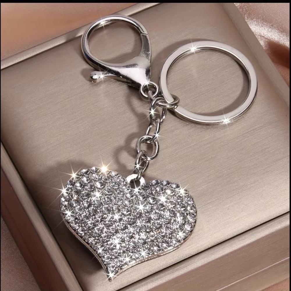 Silver sparkling Heart Keychain